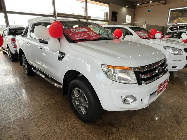 Carro Ford Ranger Cabine Dupla 2015 Ranger 3.2 TD 4x4 CD XLT