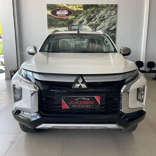 Carro Mitsubishi L200 Triton Sport 2023 HPE-S 2.4