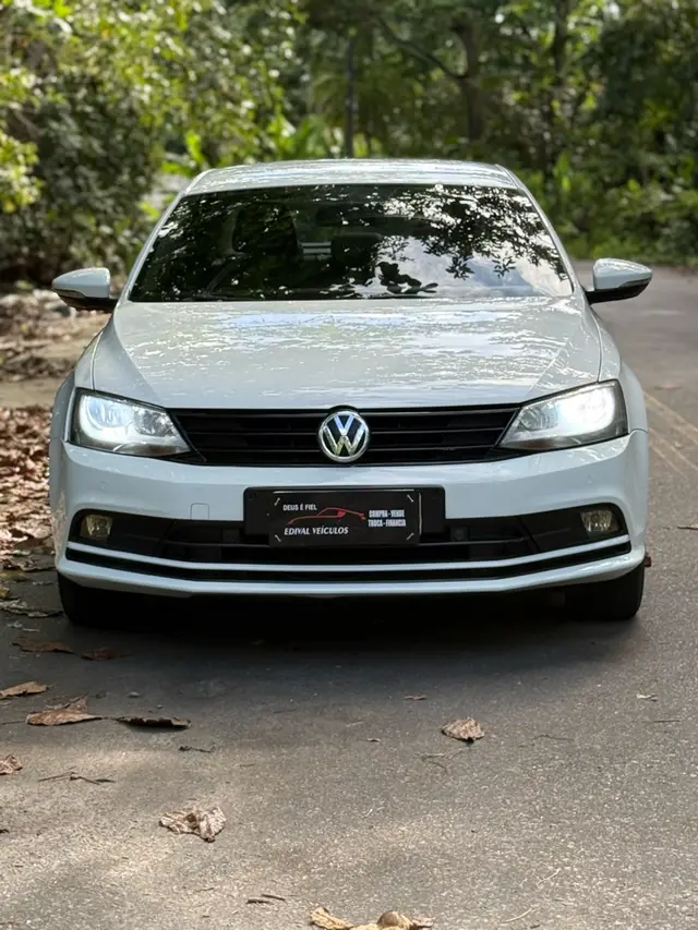 Carro Volkswagen Jetta 2016 1.4 TSI Trendline Tiptronic