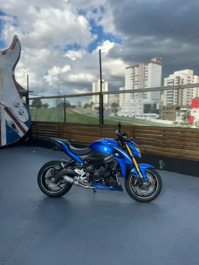 Carro Suzuki GSX S 1000 2018 1000
