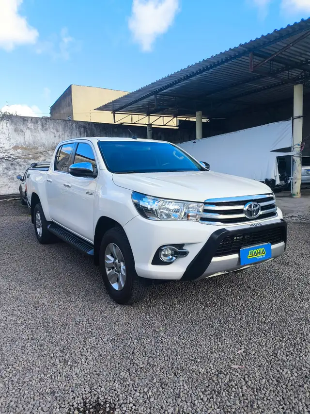 Carro Toyota Hilux Cabine Dupla 2018 Hilux 2.8 TDI SRV CD 4x4 (Aut)