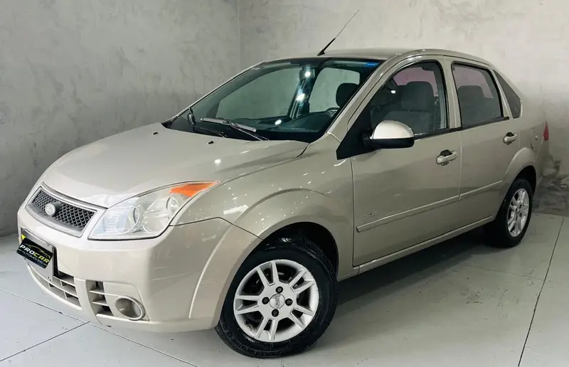 Ford Fiesta Sedan 1.6 (Flex)