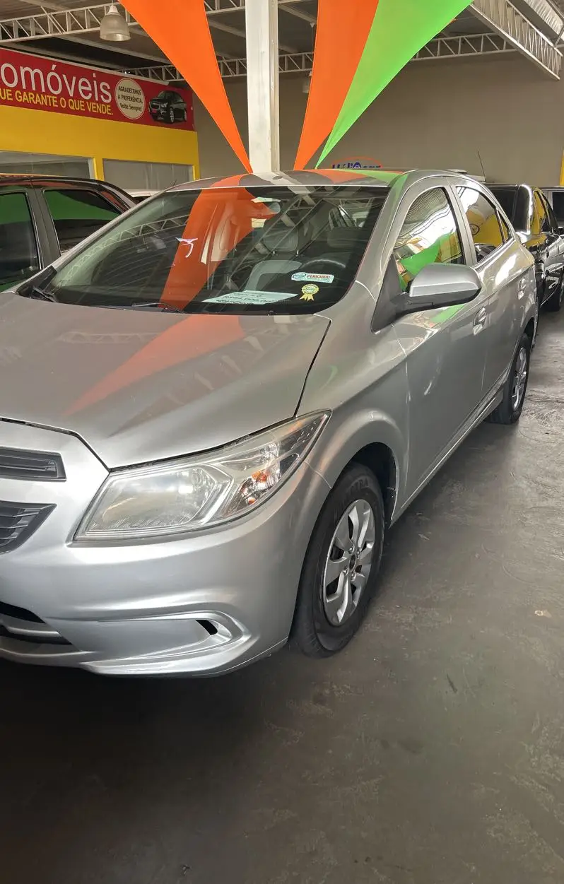 Chevrolet Onix 1.0 LS SPE/4