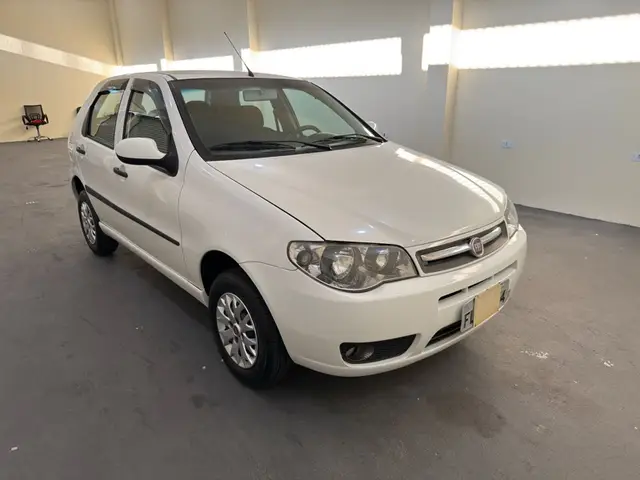 Carro Fiat Palio 2014 Fire 1.0 8V (Flex) 4p