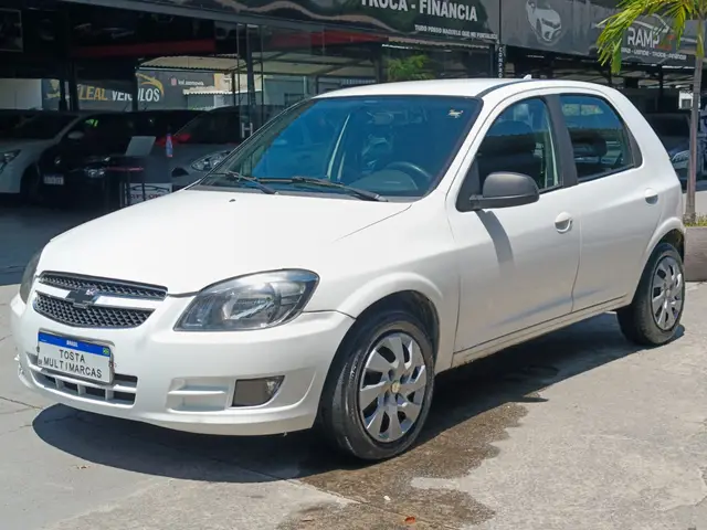 Carro Chevrolet Celta 2014 LT 1.0 (Flex)