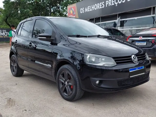 Carro Volkswagen Fox 2013 1.0 TEC (Flex) 4p