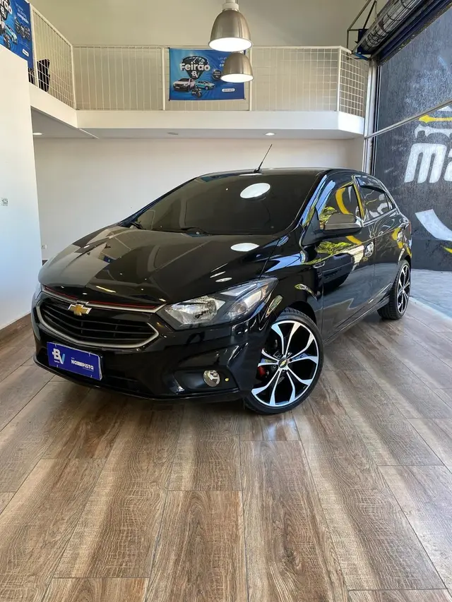 Carro Chevrolet Onix 2018 1.0 LT SPE/4