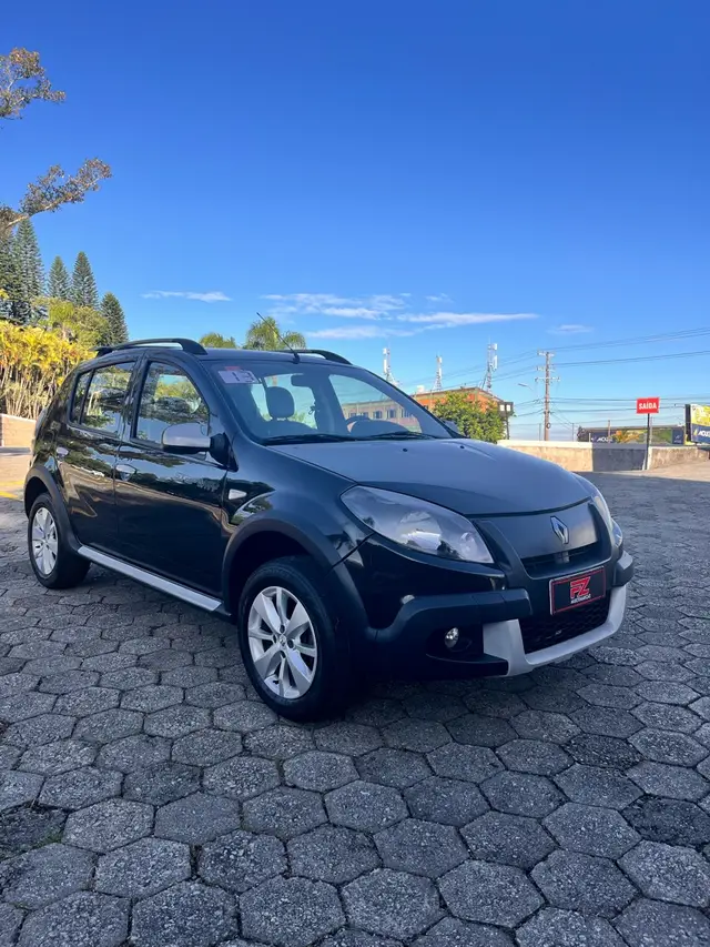 Carro Renault Sandero Stepway 2013 1.6 8V (Flex)