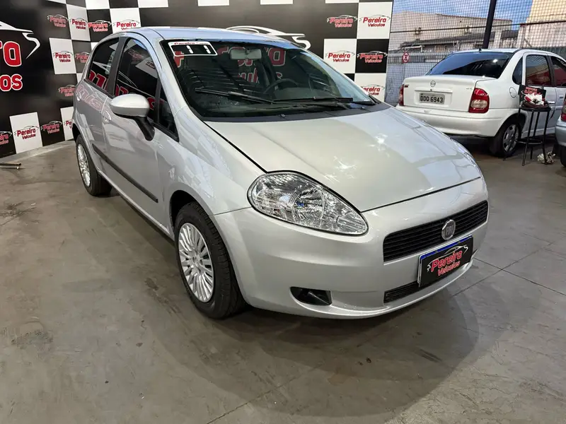 Fiat Punto Attractive 1.4 (Flex)
