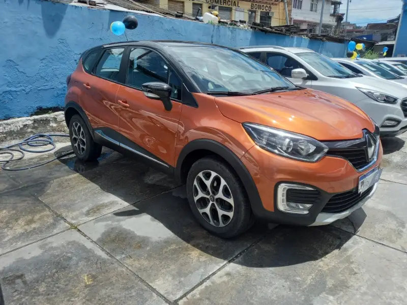 Renault Captur Intense 2.0 16v (Aut) (Flex)