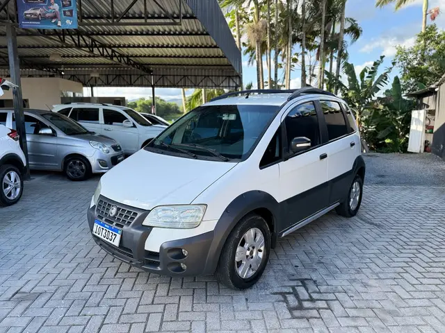Carro Fiat Idea 2008 Adventure 1.8 (Flex)