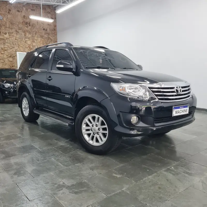 Toyota Hilux SW4 2.7 4x2 SR