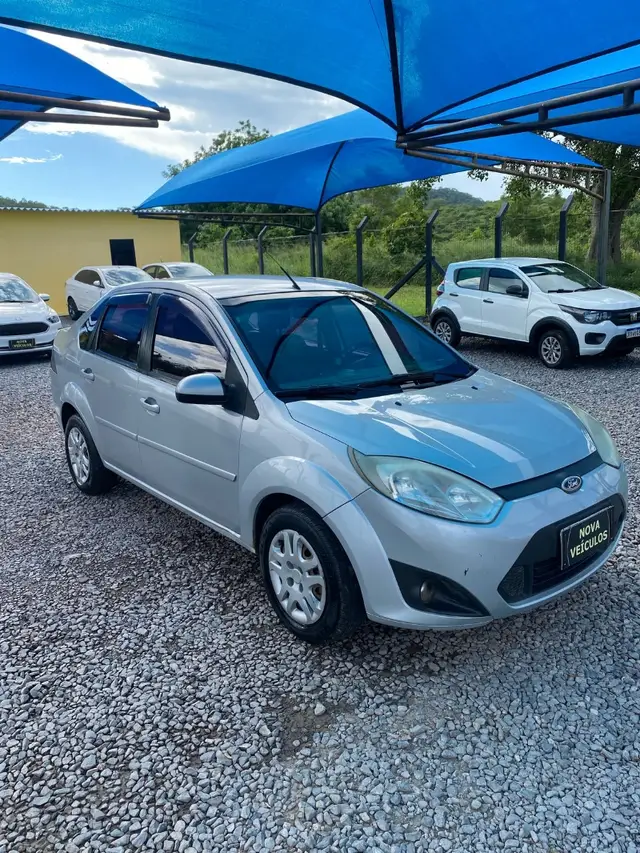 Carro Ford New Fiesta Sedan 2013 SE 1.6 (Flex)