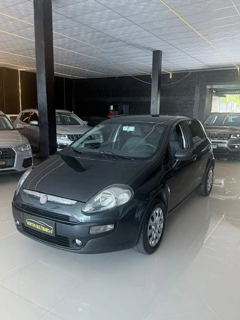 Fiat Punto Attractive 1.4 (Flex)