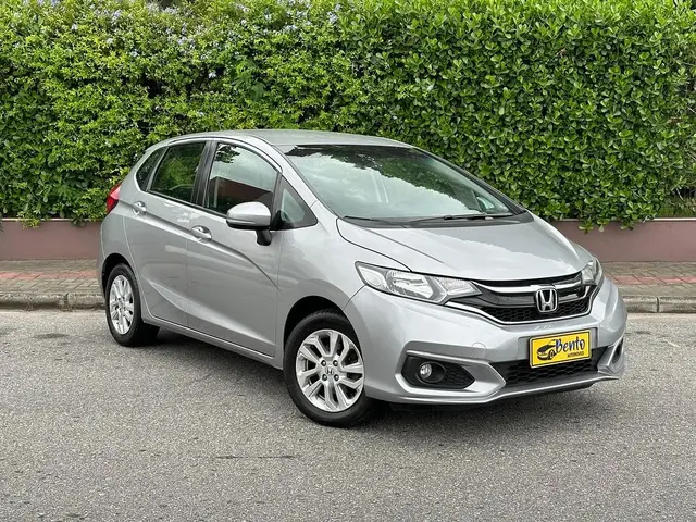 Carro Honda Fit 2018 1.5 16v LX CVT (Flex)