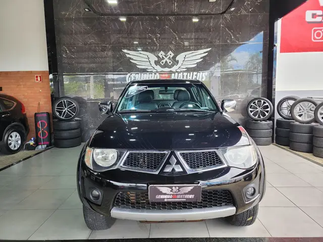 Carro Mitsubishi L200 Triton Sport 2012 HPE 4x4 3.2 DI-D (Aut)