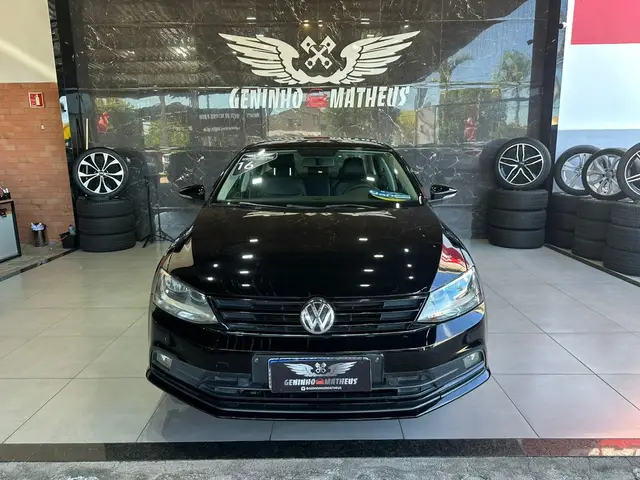 Carro Volkswagen Jetta 2016 2.0 Comfortline Tiptronic (Flex)
