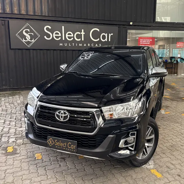 Carro Toyota Hilux Cabine Dupla 2020 Hilux 2.8 TDI SRV CD 4x4 (Aut)