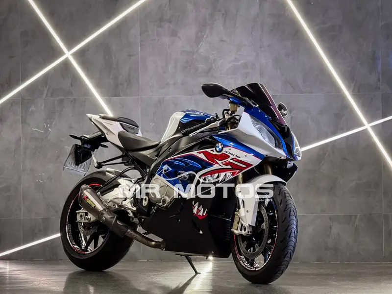 BMW RR