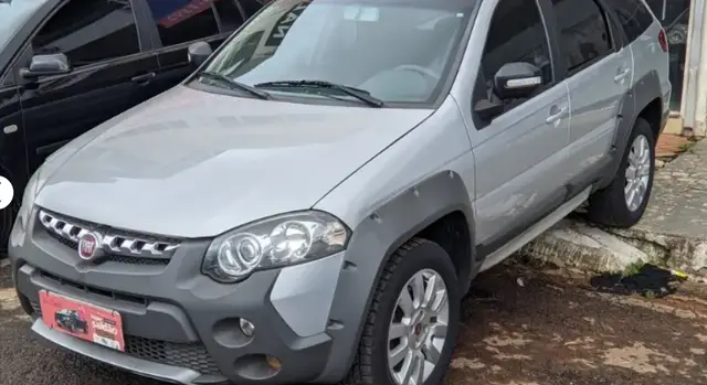 Carro Fiat Weekend 2016 Adventure 1.8 E.torQ Dualogic (Flex)