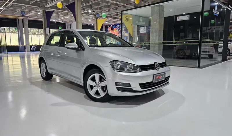 Volkswagen Golf Comfortline 1.4 TSi