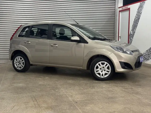 Carro Ford Fiesta Hatch 2013 1.6 (Flex)