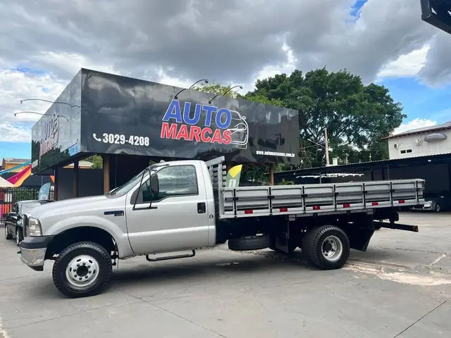 Carro Ford F-4000 2011 4x2