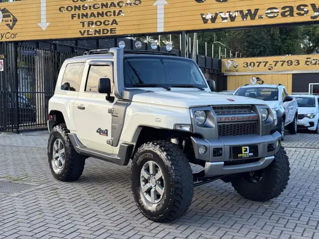 Carro Troller T4 2016 3.2 Diesel