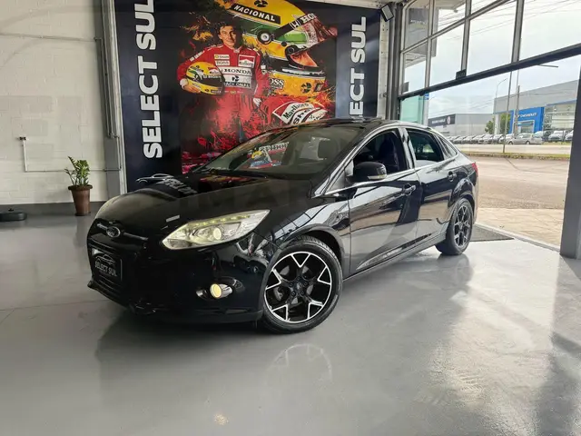 Carro Ford Focus Sedan 2015 Titanium 2.0 16V PowerShift