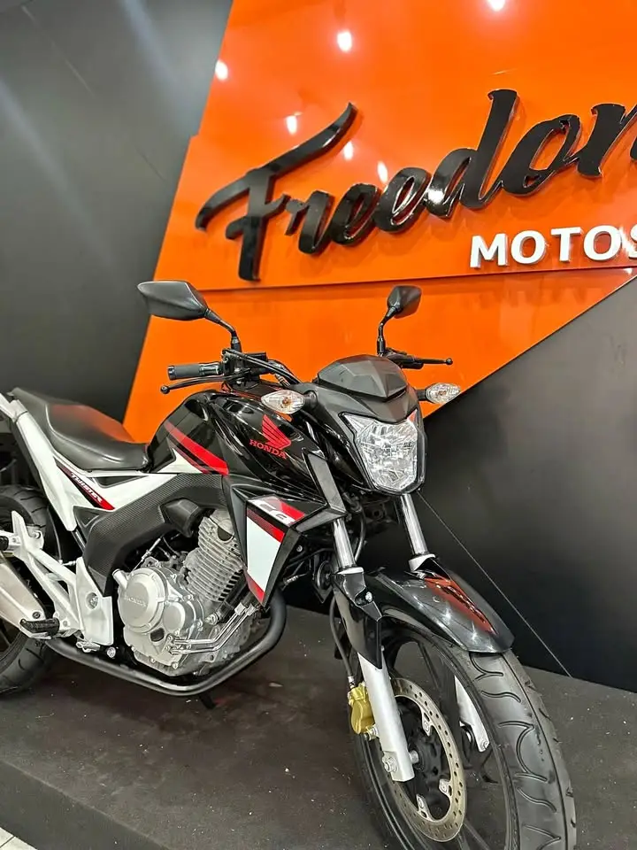 Honda CB 250F Twister (CBS)