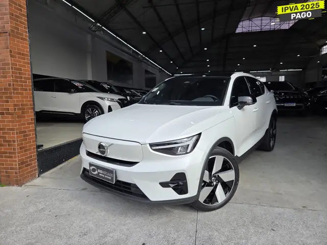 Carro Volvo C40 2023 Recharge (Elétrico)