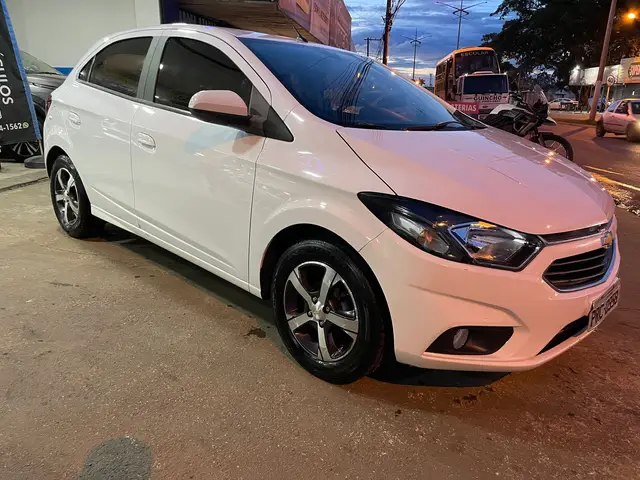 Carro Chevrolet Onix 2018 1.4 LTZ SPE/4