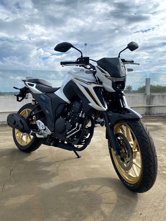 Moto Yamaha Fazer FZ25 2025 Connected
