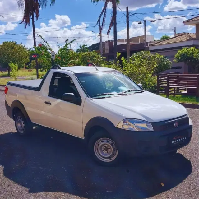 Carro Fiat Strada 2018 Hard Working 1.4 (Flex) (Cabine Simples)