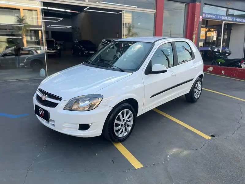 Chevrolet Celta LT 1.0 (Flex)
