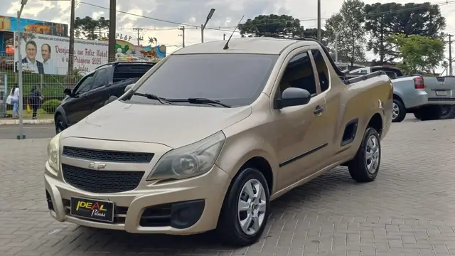 Carro Chevrolet Montana 2013 LS 1.4 (Flex)