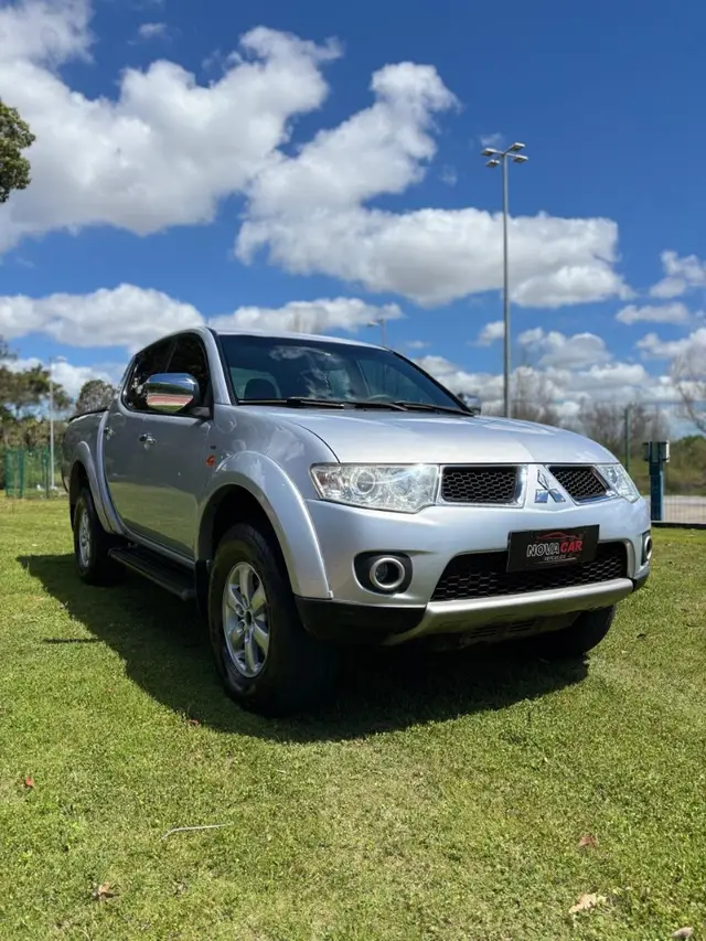 Carro Mitsubishi L200 Triton Sport 2013 3.2 DI-D 4x4 (Aut)