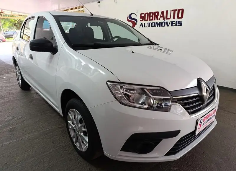 Renault Logan Life 1.0