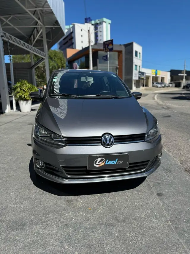 Carro Volkswagen Fox 2016 1.6 16v MSI Highline (Flex)