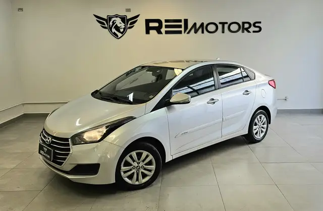 Carro Hyundai HB20S 2017 1.6 Comfort Plus (Aut) (Flex)