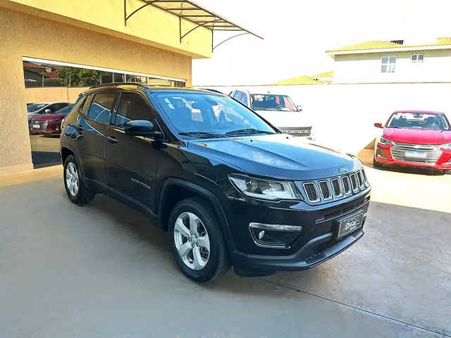 Carro Jeep Compass 2017 2.0 Sport 4x2 (Aut) (Flex)