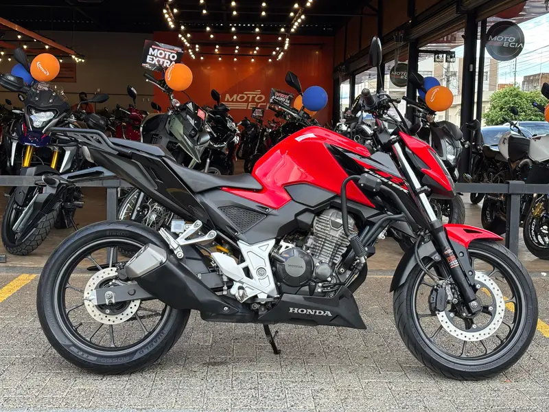 Honda CB 300F Twister (ABS)