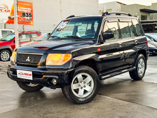 Carro Mitsubishi Pajero TR4 2005 2.0 16V (aut)