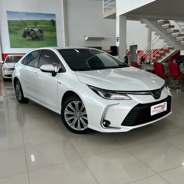 Carro Toyota Corolla 2023 XEi 2.0 Flex
