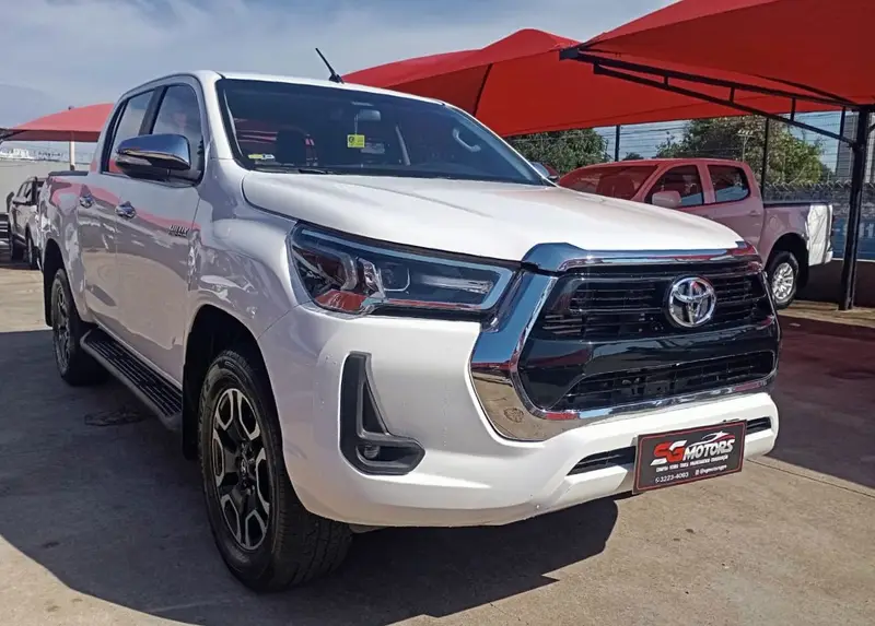 Toyota Hilux 2.8 TDI CD STD Power Pack 4x4