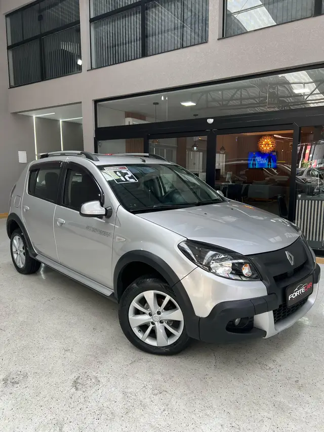 Carro Renault Sandero Stepway 2012 1.6 16V (Flex)
