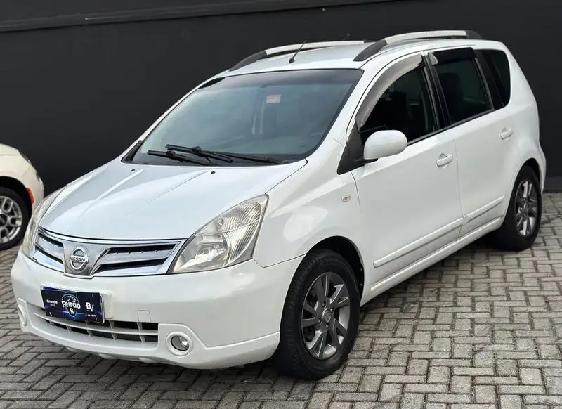 Nissan Livina 1.6 16V (flex)