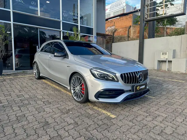 Carro Mercedes-Benz A 45 AMG 2017 A 45 AMG 4Matic DCT