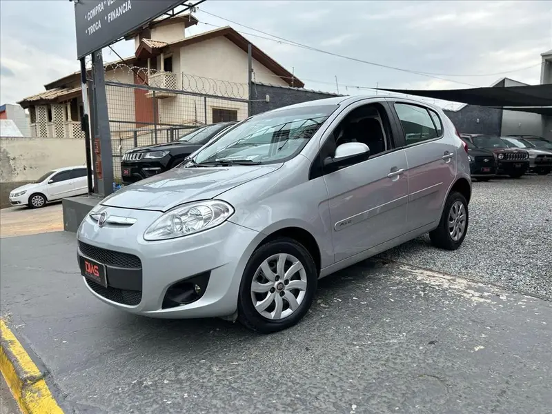 Fiat Palio Attractive 1.0 Evo (Flex)