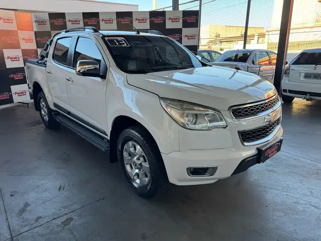 Carro Chevrolet S10 Cabine Dupla 2013 S10 LTZ 2.4 4x2 (Cab Dupla) (Flex)